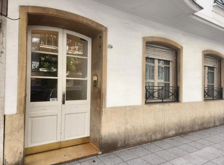Venta Departamento 36m2 Hecho a nuevo edificio antiguo 2do. piso por escalera, foto 1 de 18